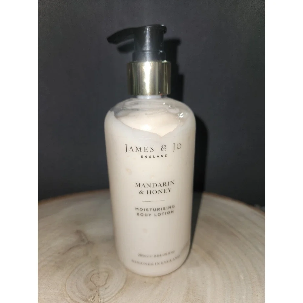 JAMES & JO Mandarin &‎ Honey Moisturizing Body Lotion 9.64 Oz - NEW